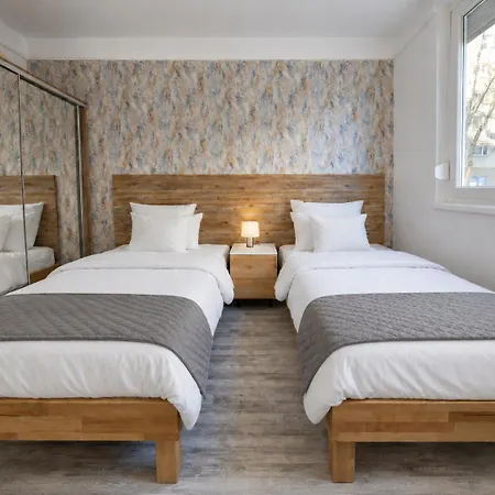 Comfort 65 2-bedroom With Balcony